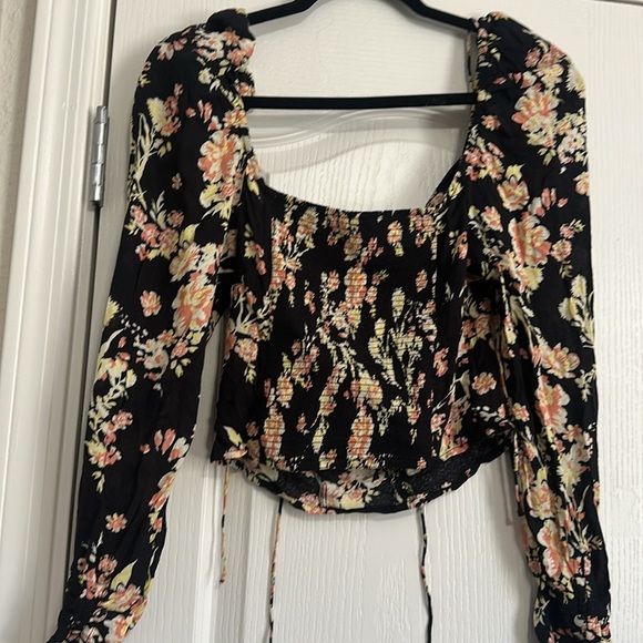 Free People Tops - NWT Hilary printed top Floral Black Women's Top size small